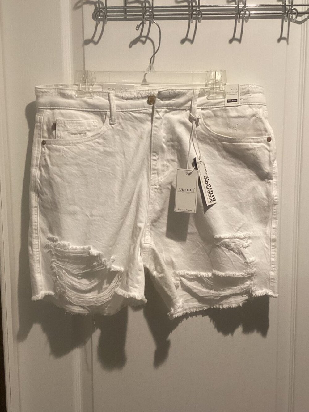 NWT Women's Judy Blue High Waist "Rigid Magic" White Denim Shorts - Size 1XL